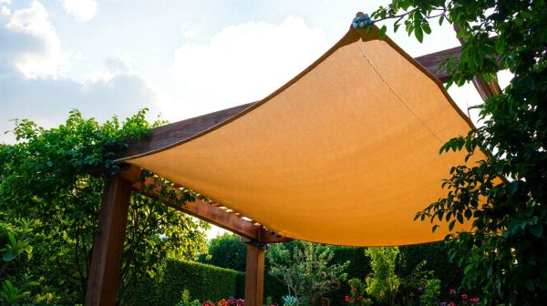 Guida all'acquisto dei teli ombreggianti per esterni